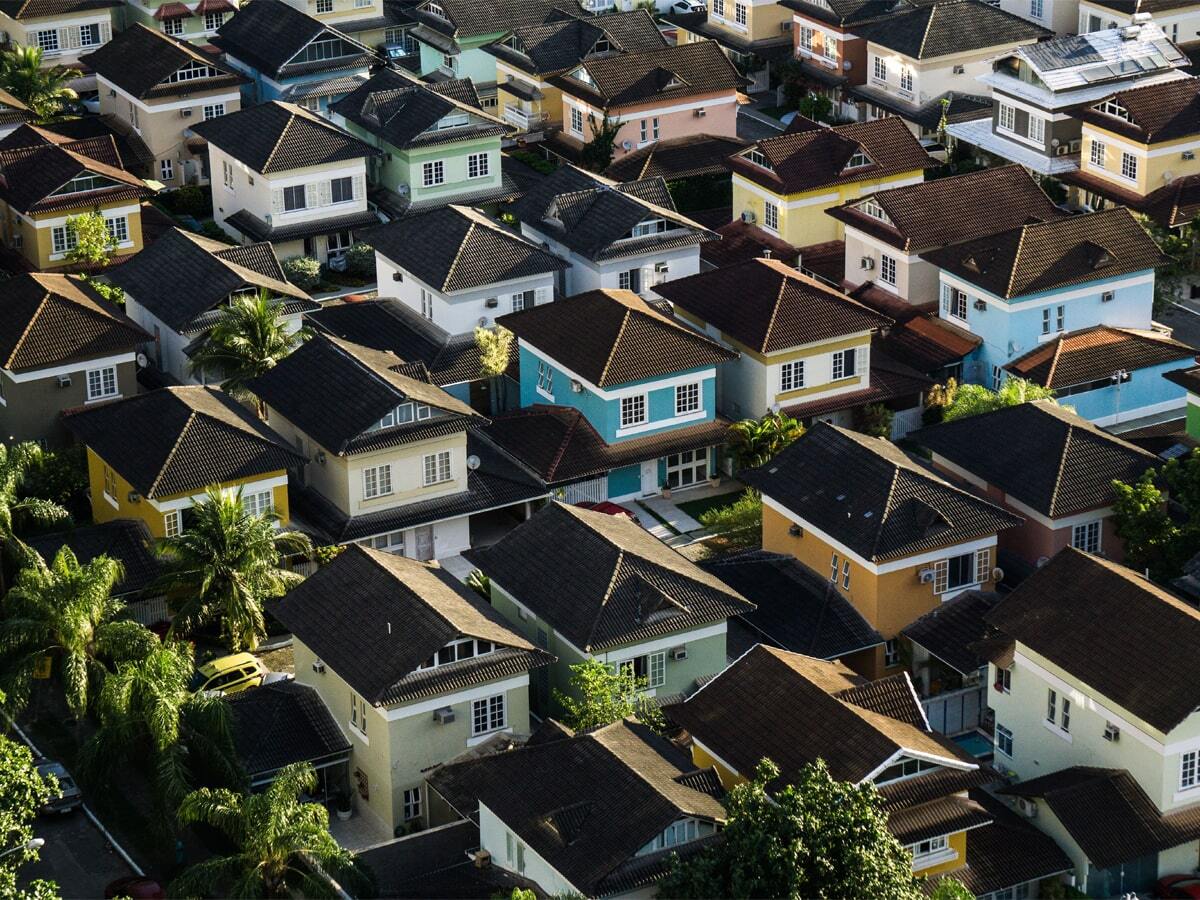 neighborhood overview of houses