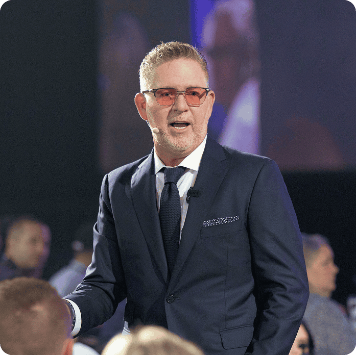 profile photo of tom ferry